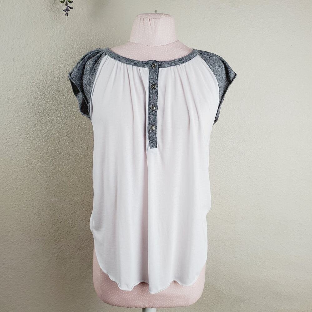 ✨ NWT Chaser White & Gray Knit Henley Short Sleeve Top M - Picture 7 of 8